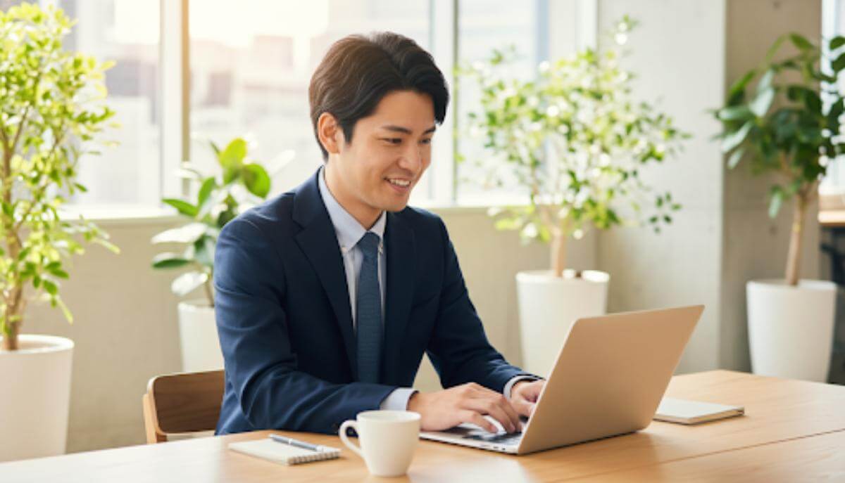 キャリアチェンジを志す男性